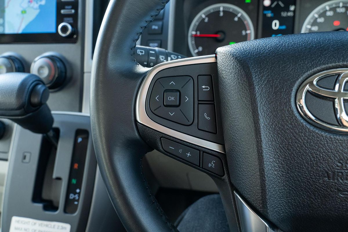 2019 Toyota Hiace Commuter GDH322R