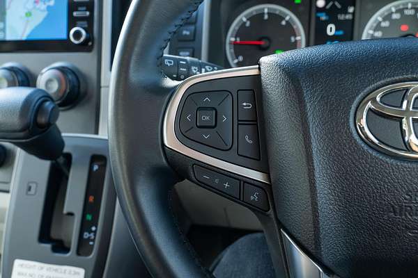 2019 Toyota Hiace Commuter GDH322R