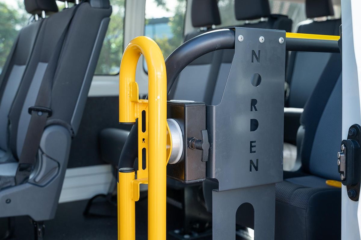 2019 Toyota Hiace Commuter GDH322R