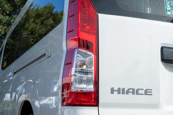 2019 Toyota Hiace Commuter GDH322R