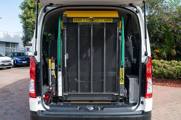 2019 Toyota Hiace Commuter GDH322R