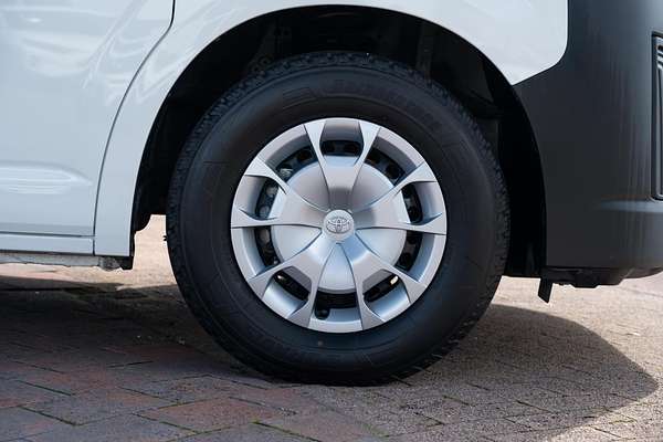 2019 Toyota Hiace Commuter GDH322R