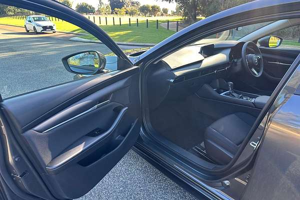 2025 Mazda 3 G20 Pure BP Series
