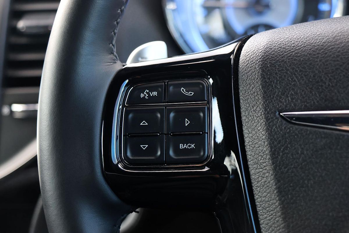 2013 Chrysler 300 S LX