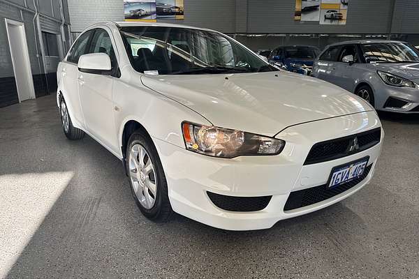 2013 Mitsubishi Lancer ES CJ
