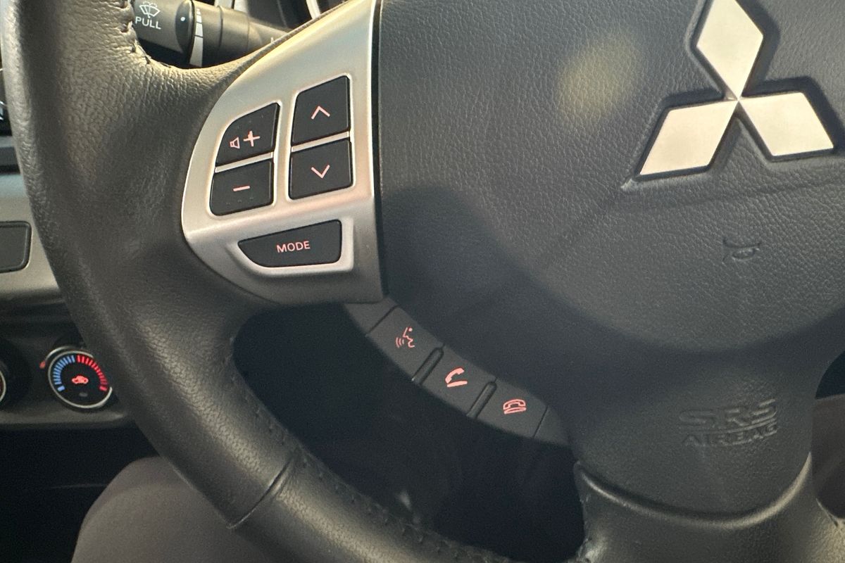 2013 Mitsubishi Lancer ES CJ