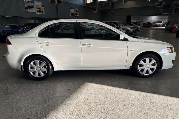 2013 Mitsubishi Lancer ES CJ