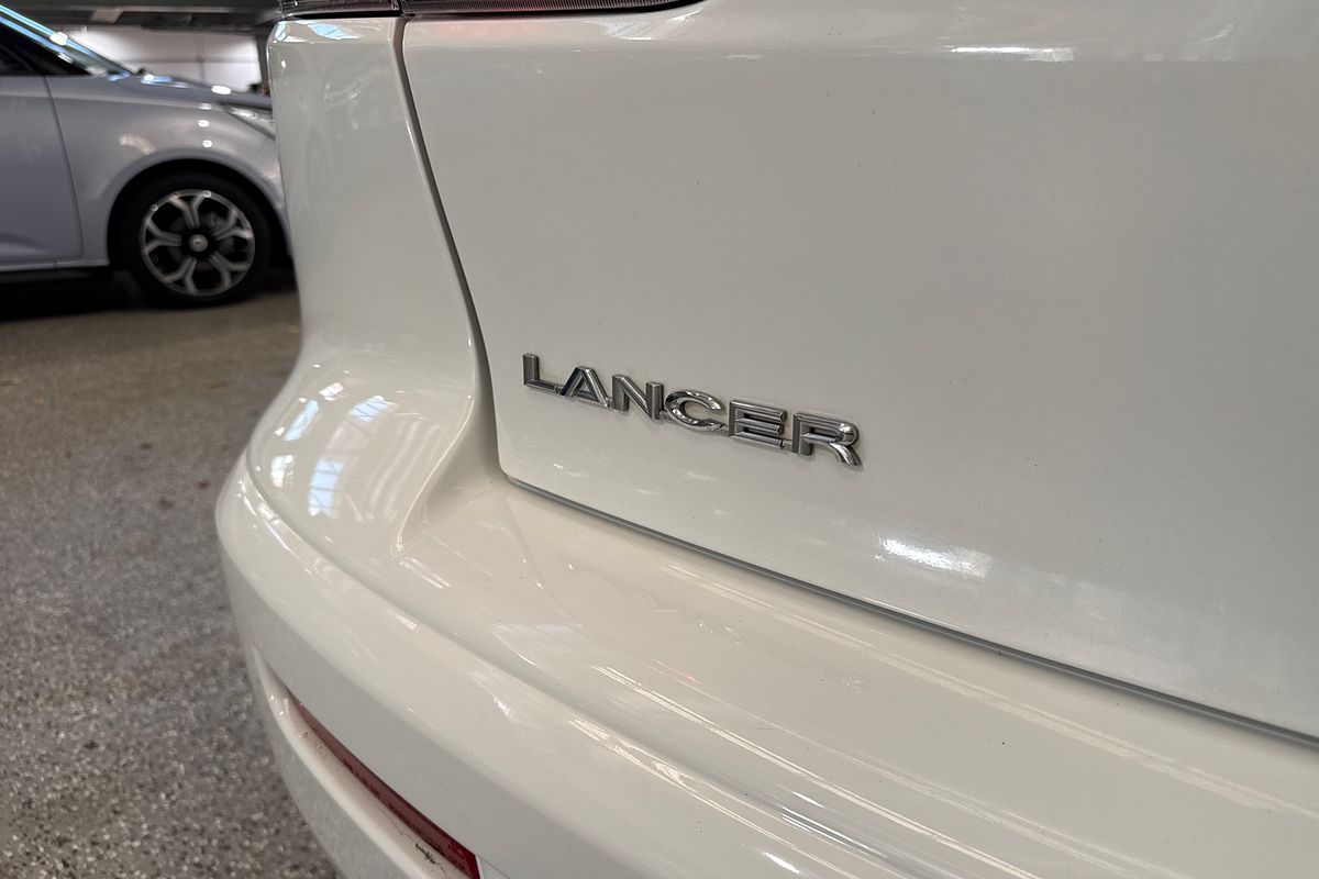 2013 Mitsubishi Lancer ES CJ