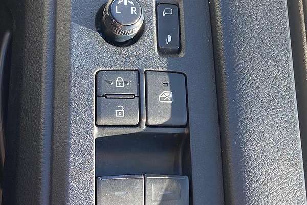 2021 Toyota Hiace GDH300R LWB
