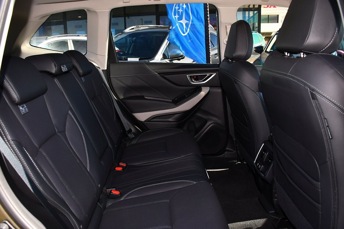 2024 Subaru Forester 2.5i-S S5