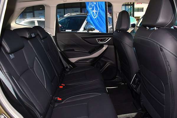 2024 Subaru Forester 2.5i-S S5