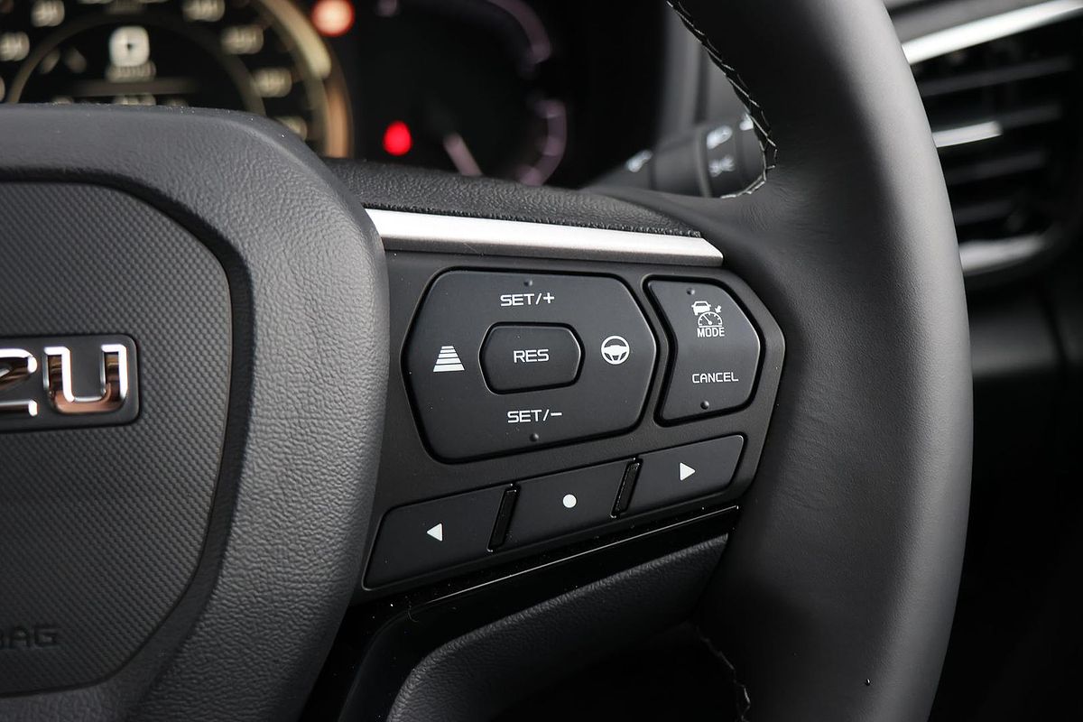 2025 Isuzu MU-X LS-T