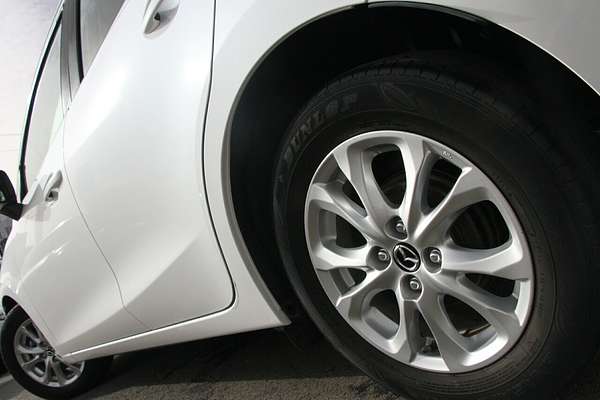 2017 Mazda 2 Maxx DJ Series
