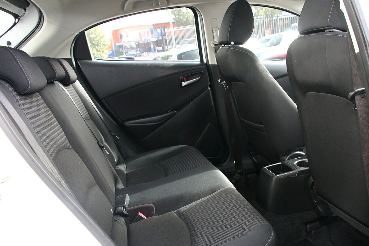 2017 Mazda 2 Maxx DJ Series