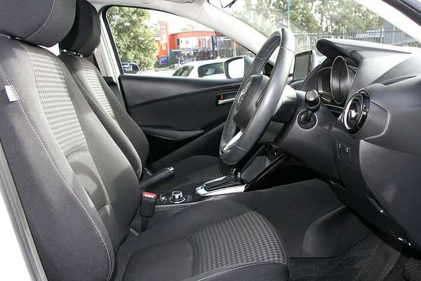 2017 Mazda 2 Maxx DJ Series