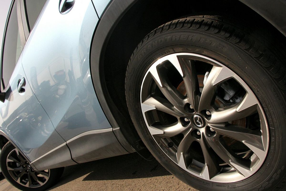 2017 Mazda CX-5 Grand Touring KE Series 2