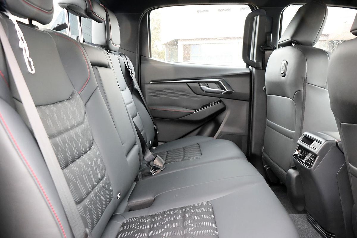 2024 Isuzu D-MAX X-TERRAIN 4X4