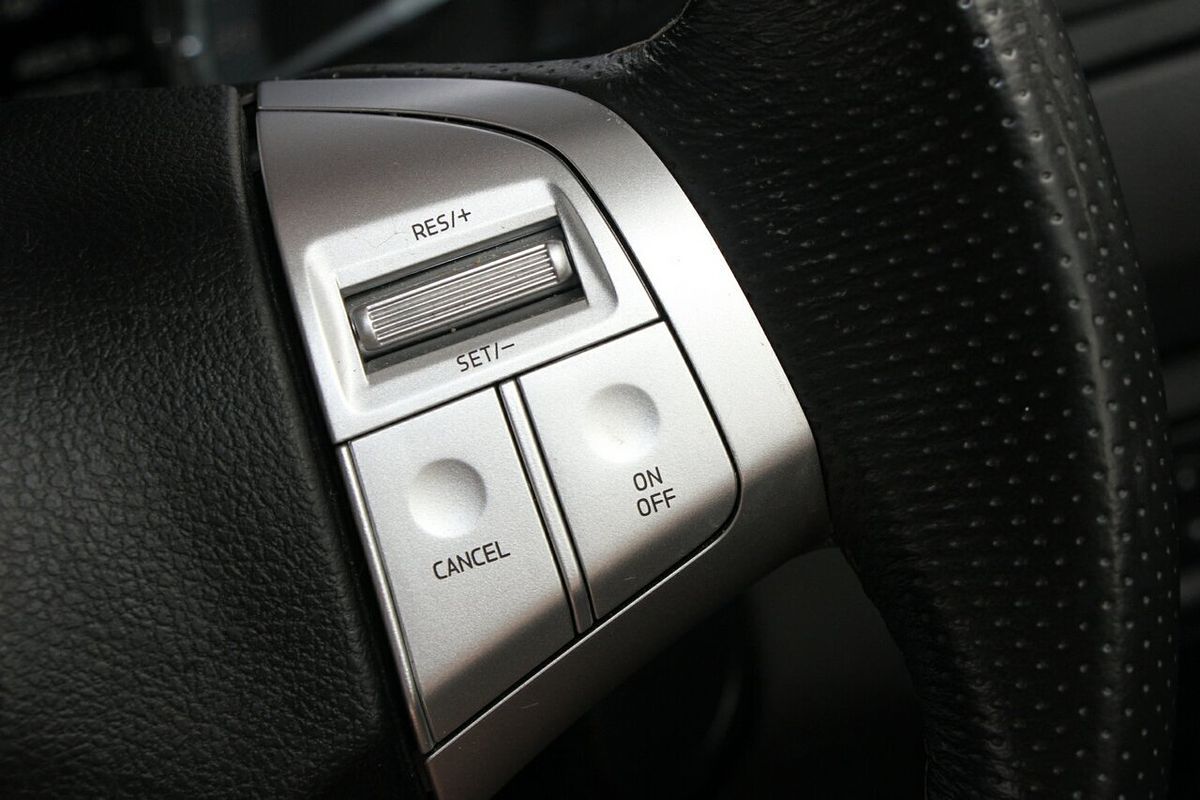 2020 Isuzu MU-X LS-T