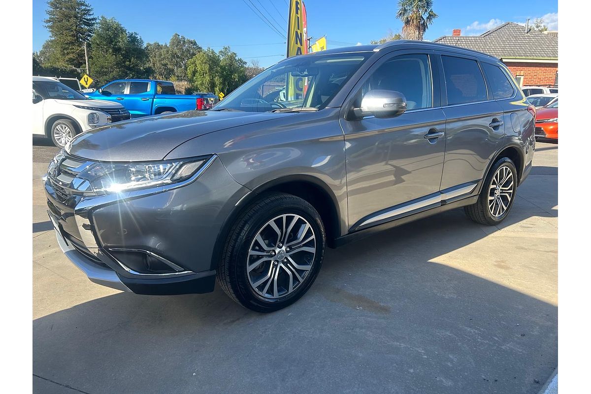 2016 Mitsubishi Outlander XLS ZK