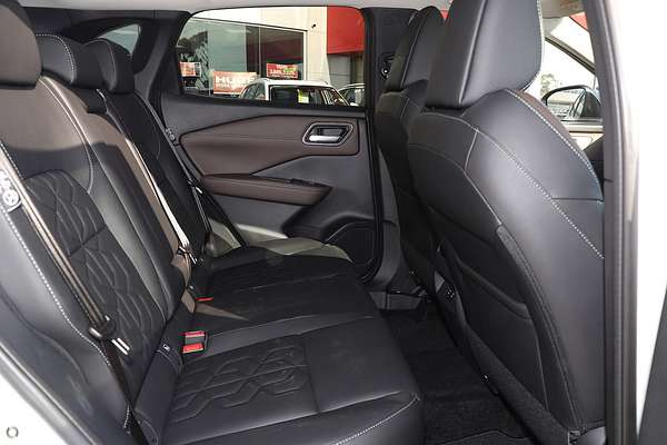 2024 Nissan QASHQAI Ti J12