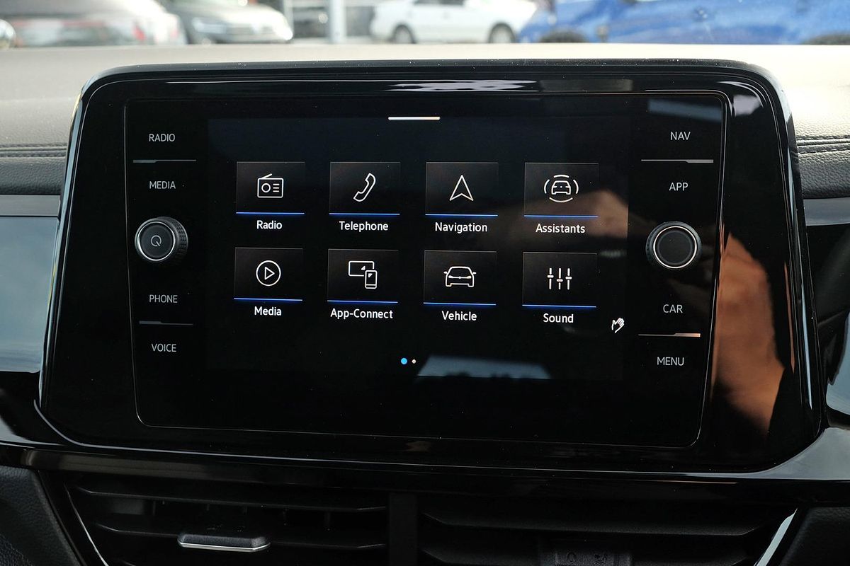 2025 Volkswagen T-Roc 140TSI R-Line D11