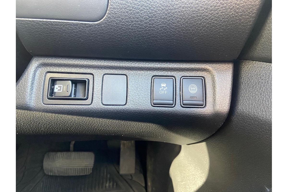 2021 Nissan Navara ST D23 4X4