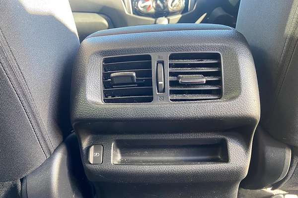 2021 Nissan Navara ST D23 4X4