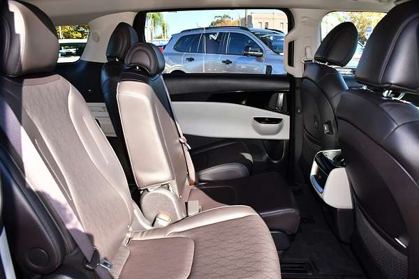 2023 Kia Carnival SLi KA4
