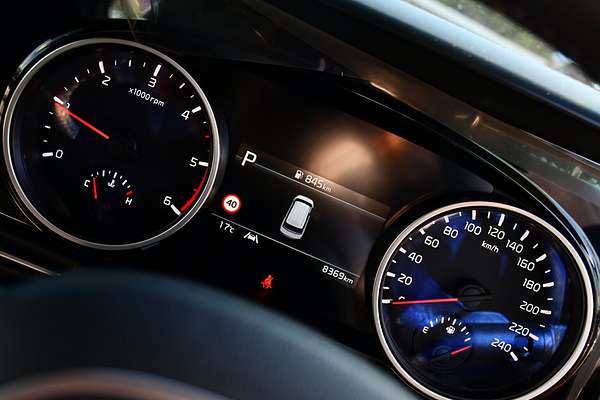 2023 Kia Carnival SLi KA4