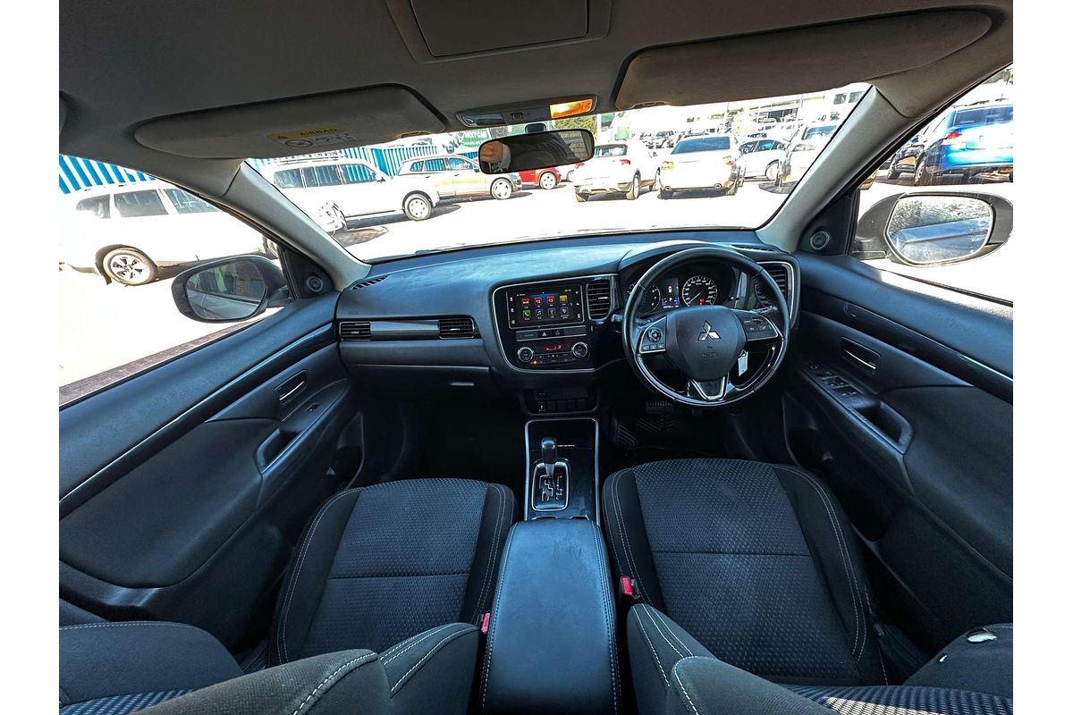 2018 Mitsubishi Outlander ES ZL