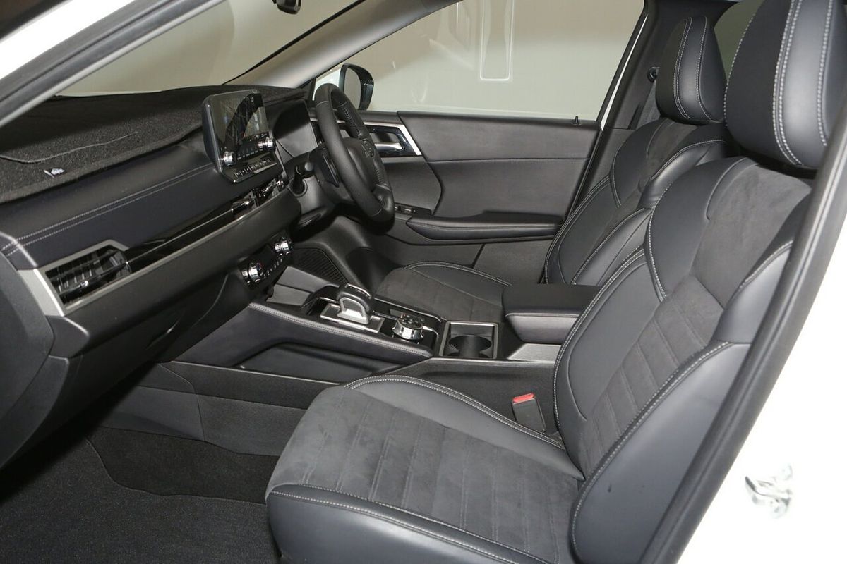 2023 Mitsubishi Outlander Aspire ZM
