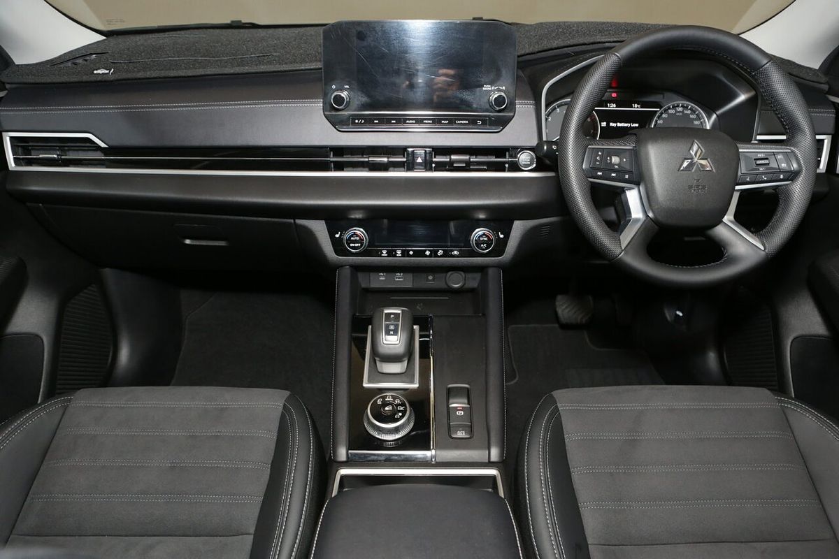 2023 Mitsubishi Outlander Aspire ZM