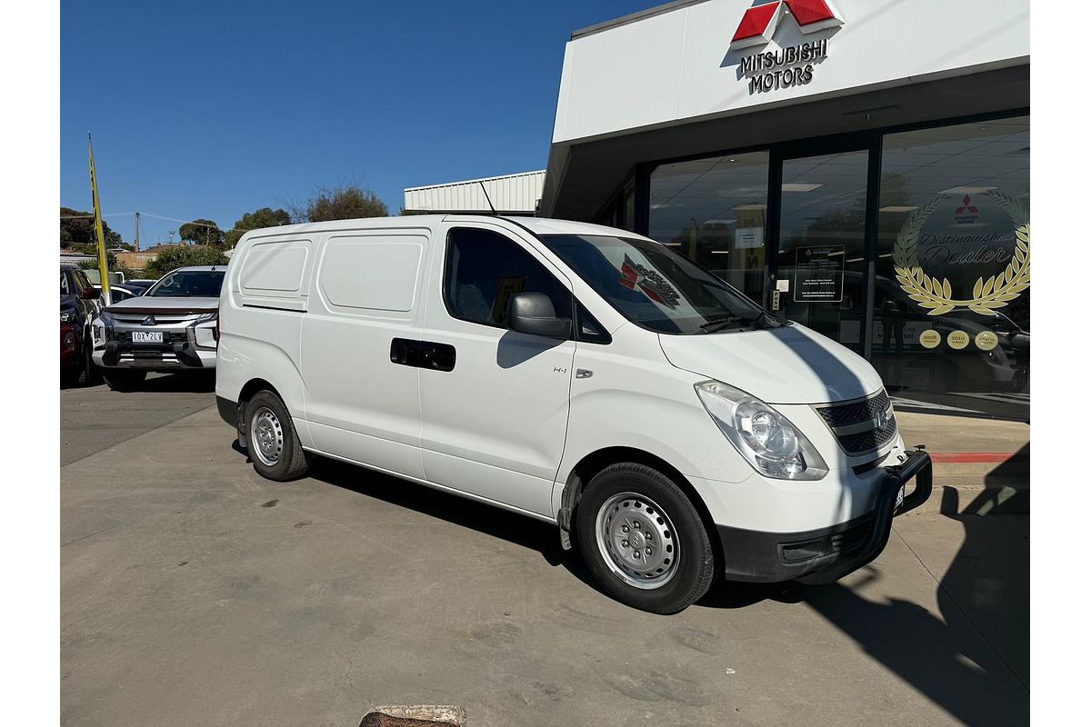2011 Hyundai iLoad TQ-V