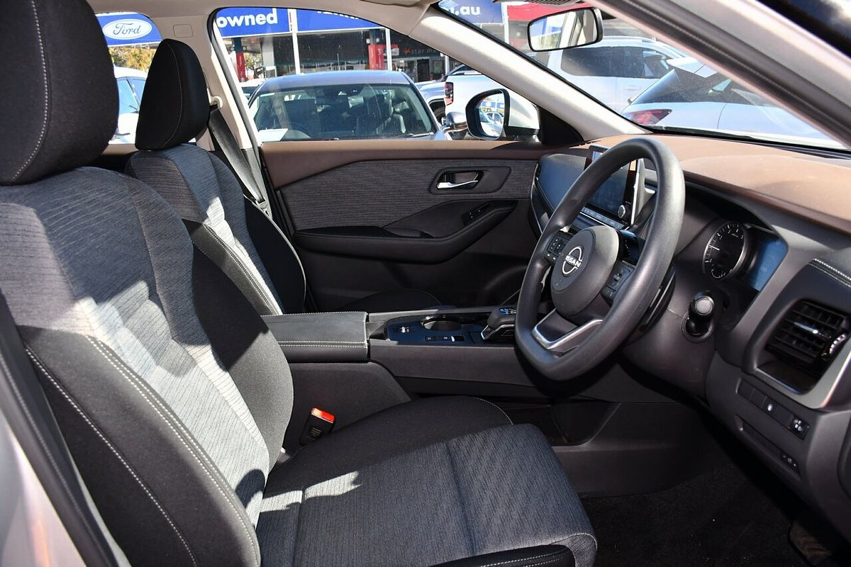 2023 Nissan X-TRAIL ST T33
