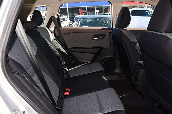 2023 Nissan X-TRAIL ST T33