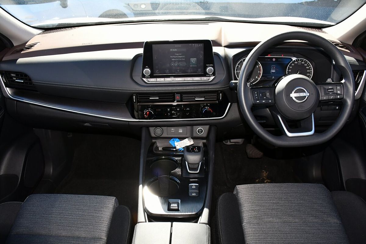 2023 Nissan X-TRAIL ST T33