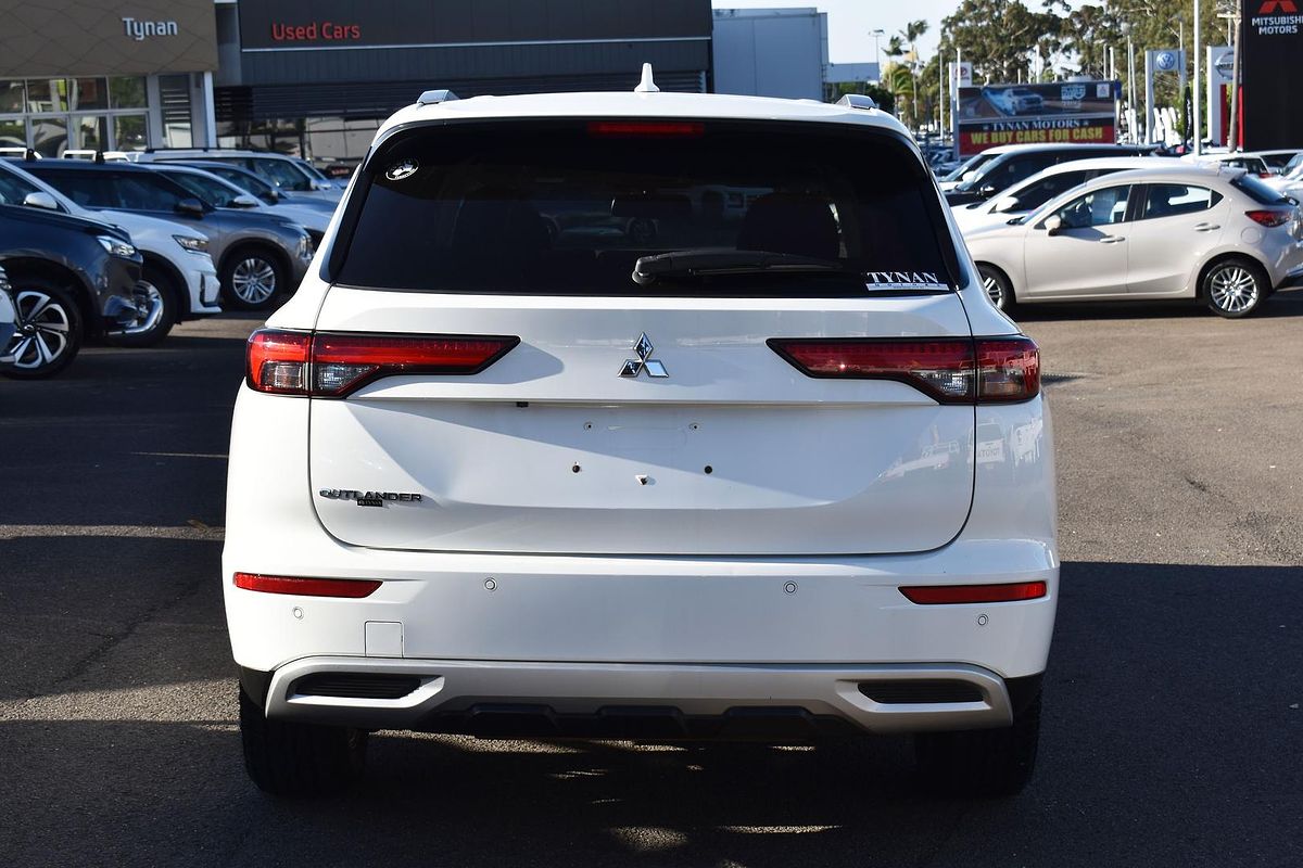 2023 Mitsubishi Outlander LS ZM
