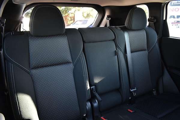 2023 Mitsubishi Outlander LS ZM