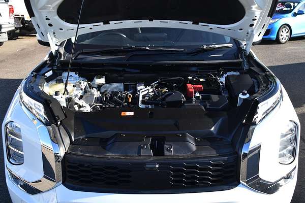 2023 Mitsubishi Outlander LS ZM
