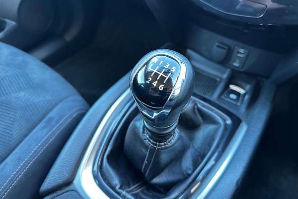 2015 Nissan X-TRAIL TS T32