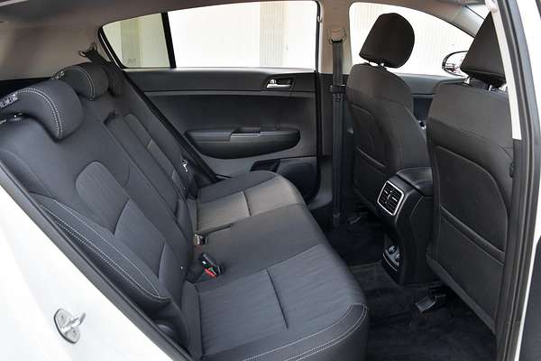2020 Kia Sportage S QL