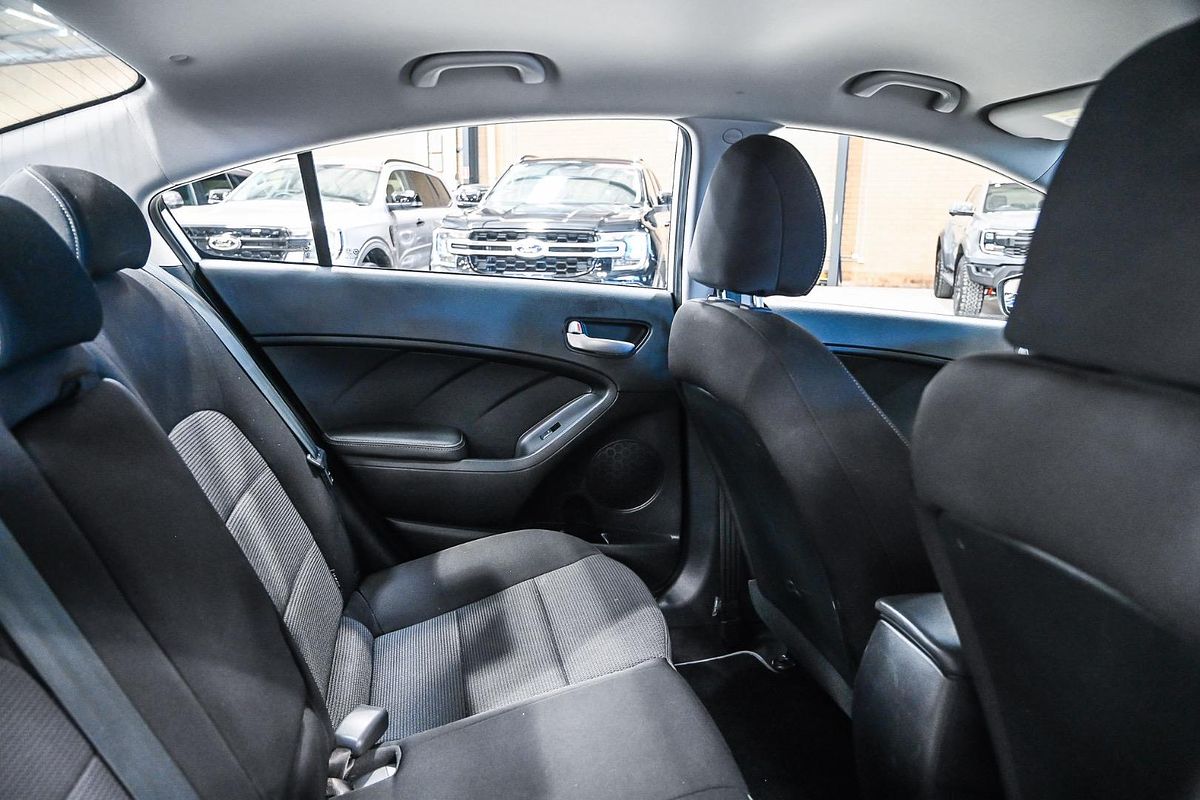 2018 Kia Cerato S YD