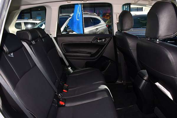 2014 Subaru Forester 2.5i-S S4