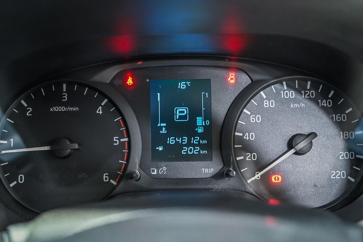 2018 Nissan Navara RX D23 Series 3 Rear Wheel Drive