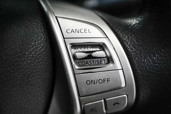 2018 Nissan Navara RX D23 Series 3 Rear Wheel Drive