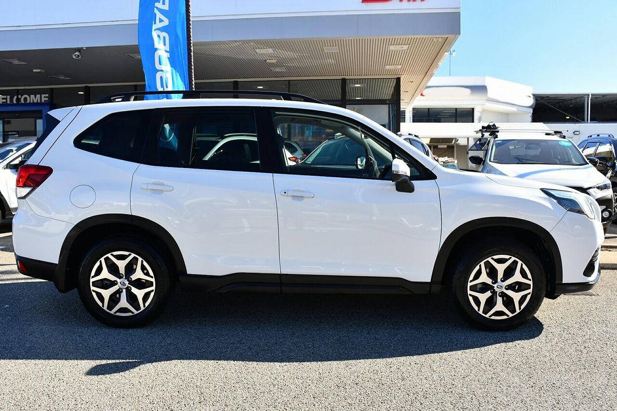 2023 Subaru Forester 2.5i S5
