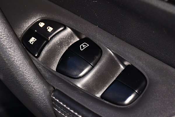 2021 Nissan X-TRAIL ST T32