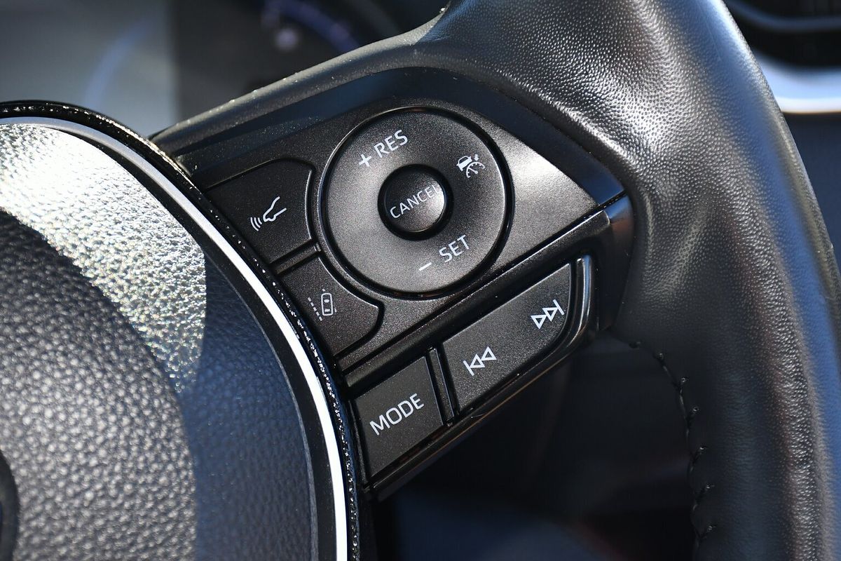 2020 Toyota RAV4 Cruiser AXAH52R