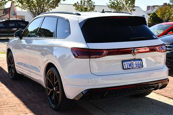 2024 Volkswagen Touareg R RC