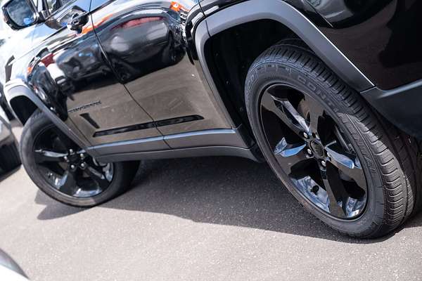 2022 Jeep Grand Cherokee L Night Eagle WL